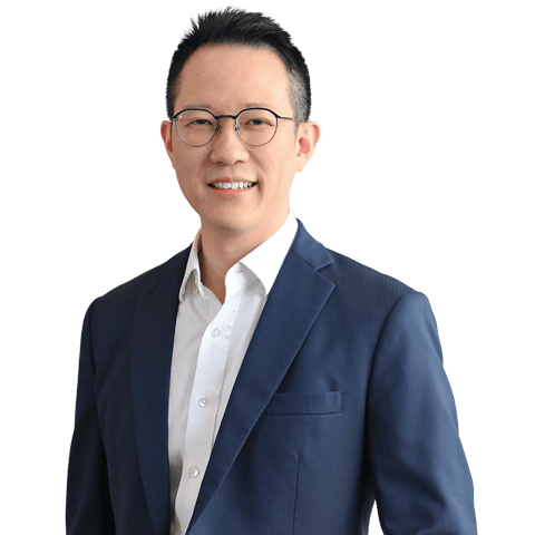 This is a profile image of Kevin Chen