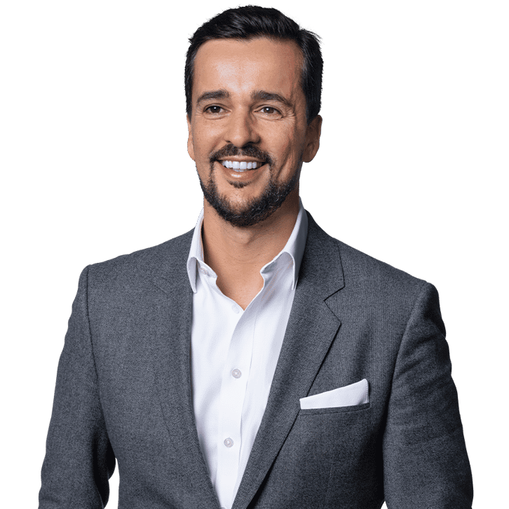 This is a profile image of Fernando Figueiredo