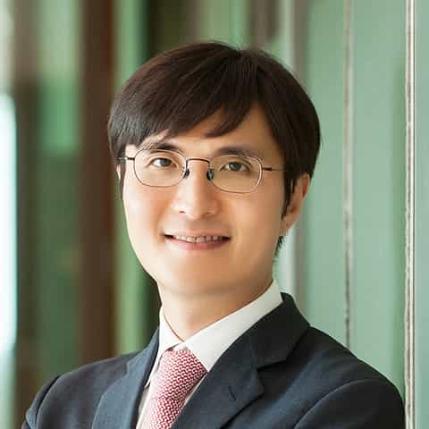 This is a profile image of Richard Lee